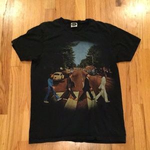 Apple Corps Ltd 2005 The Beatles Abbey Road Black Graphic T-Shirt Vintage